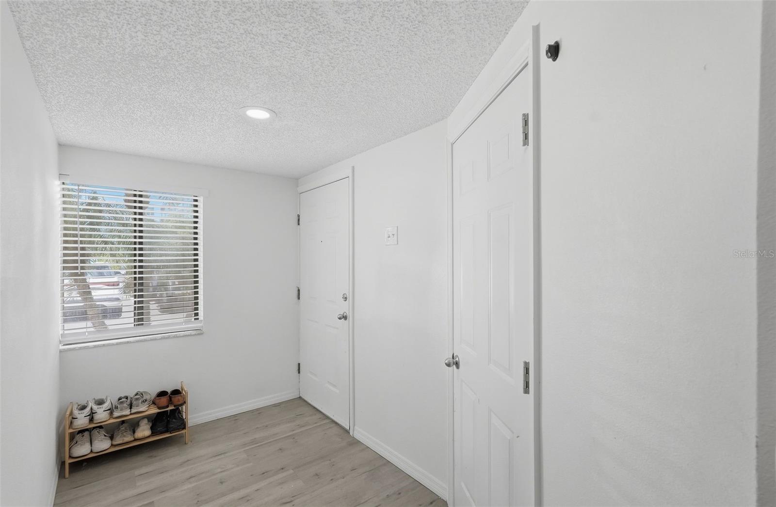 325 ISLAND WAY #101 — photo 3