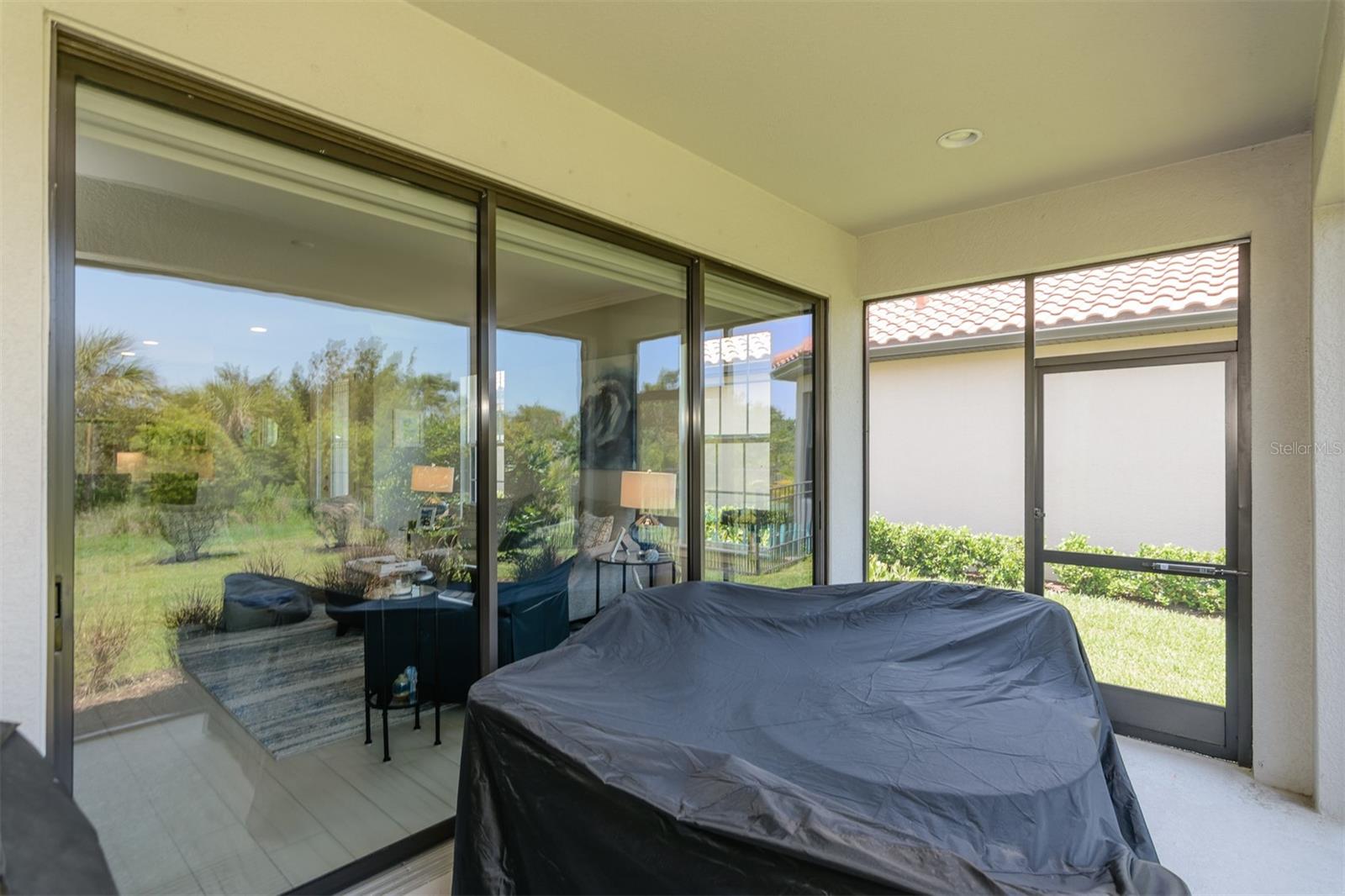 3390 FRANCOA DR — photo 42