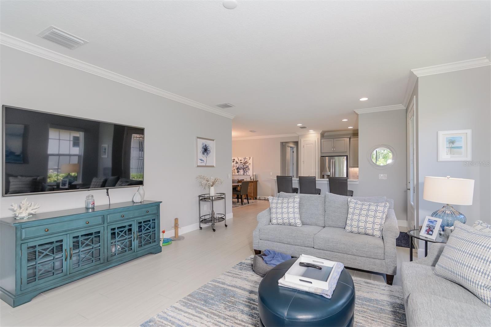 3390 FRANCOA DR — photo 12
