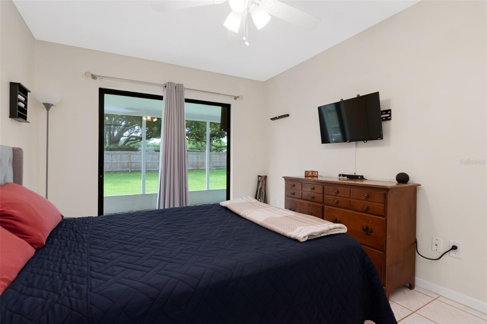 2158 BEVERLY LN — photo 22