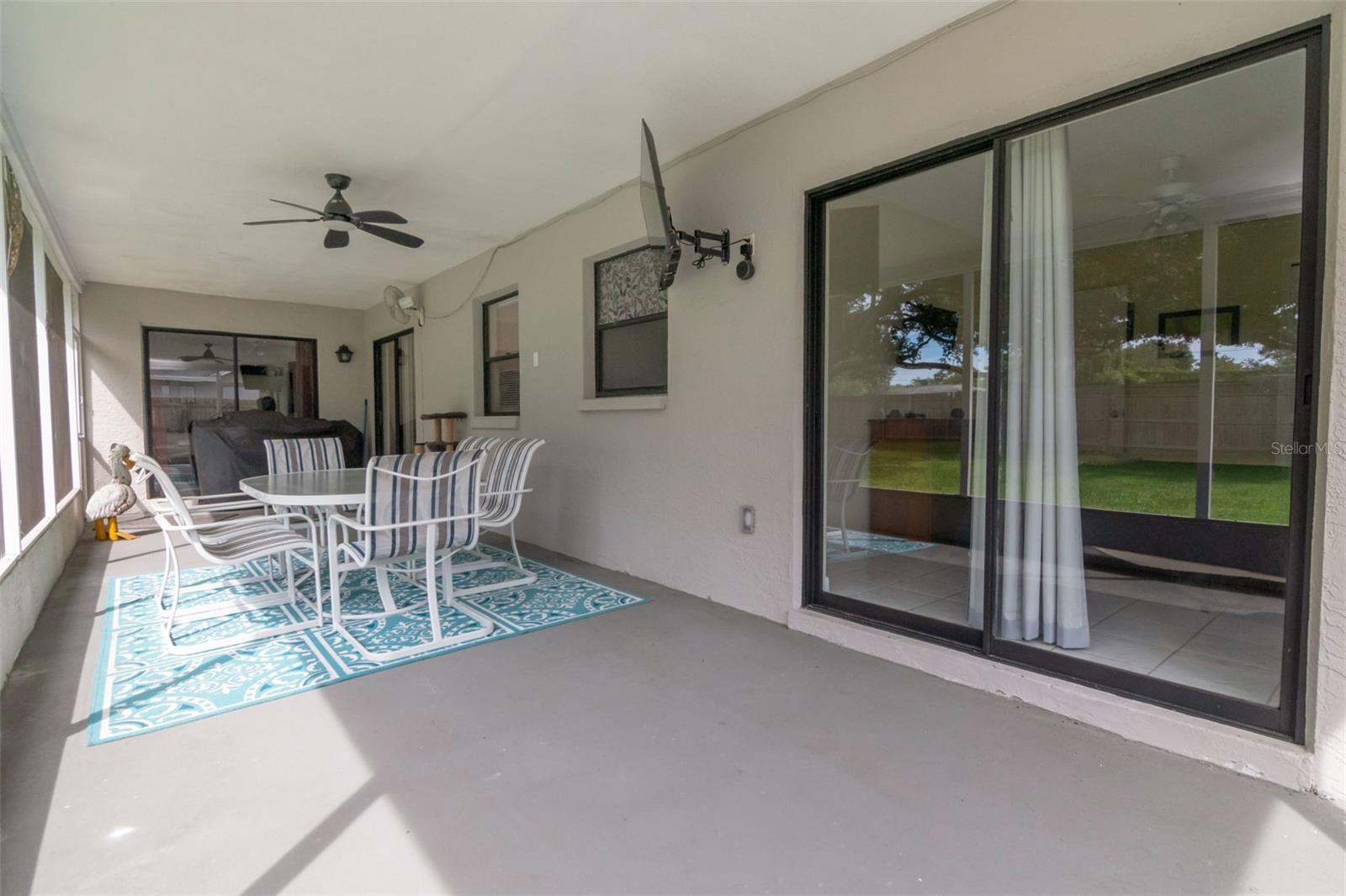 2158 BEVERLY LN — photo 24