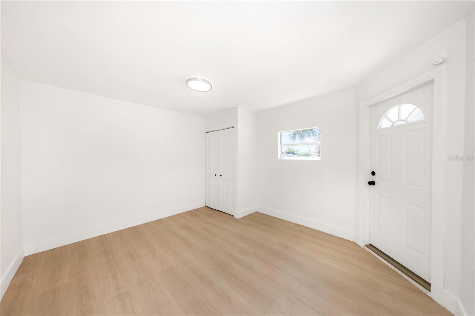 6200 EMERALD DR — photo 28