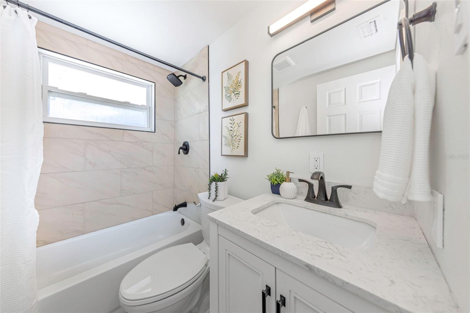 6200 EMERALD DR — photo 20