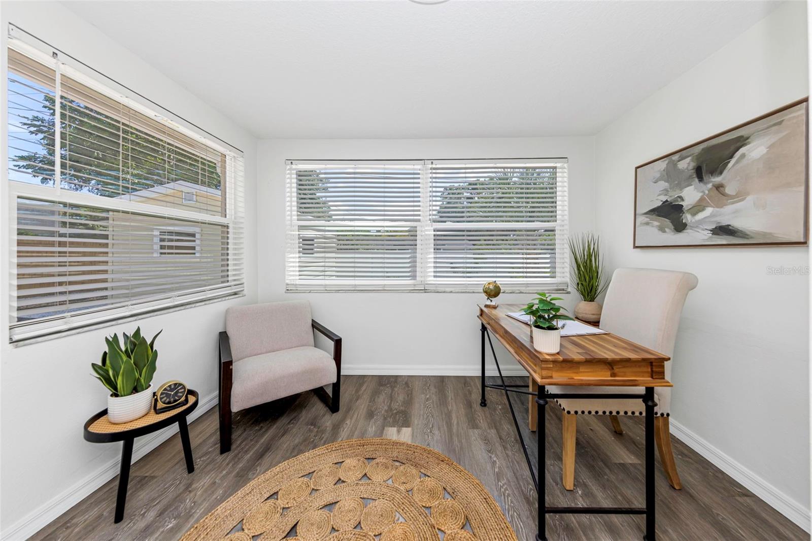 6200 EMERALD DR — photo 16