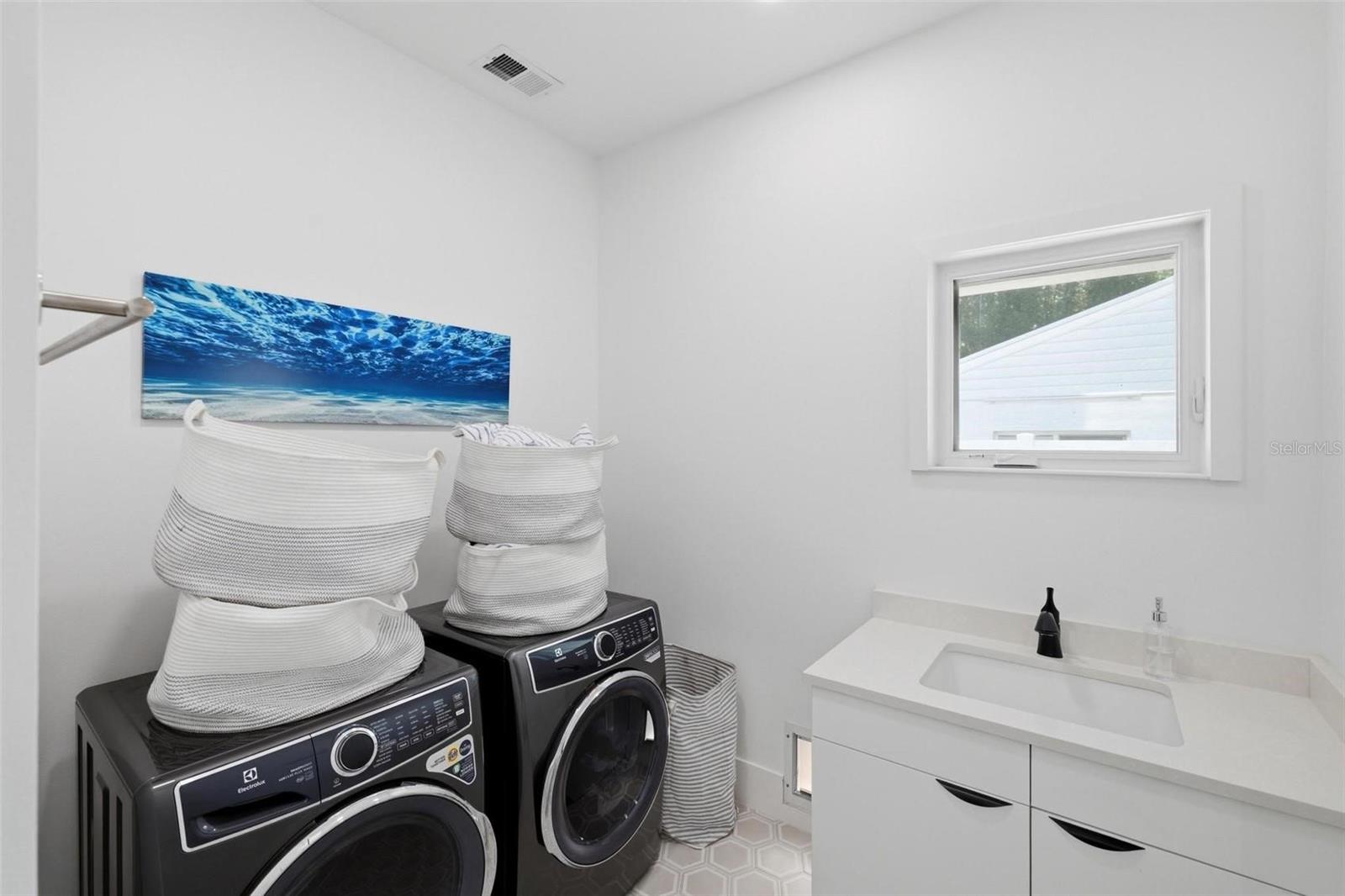 1805 GOLDENROD ST — photo 46