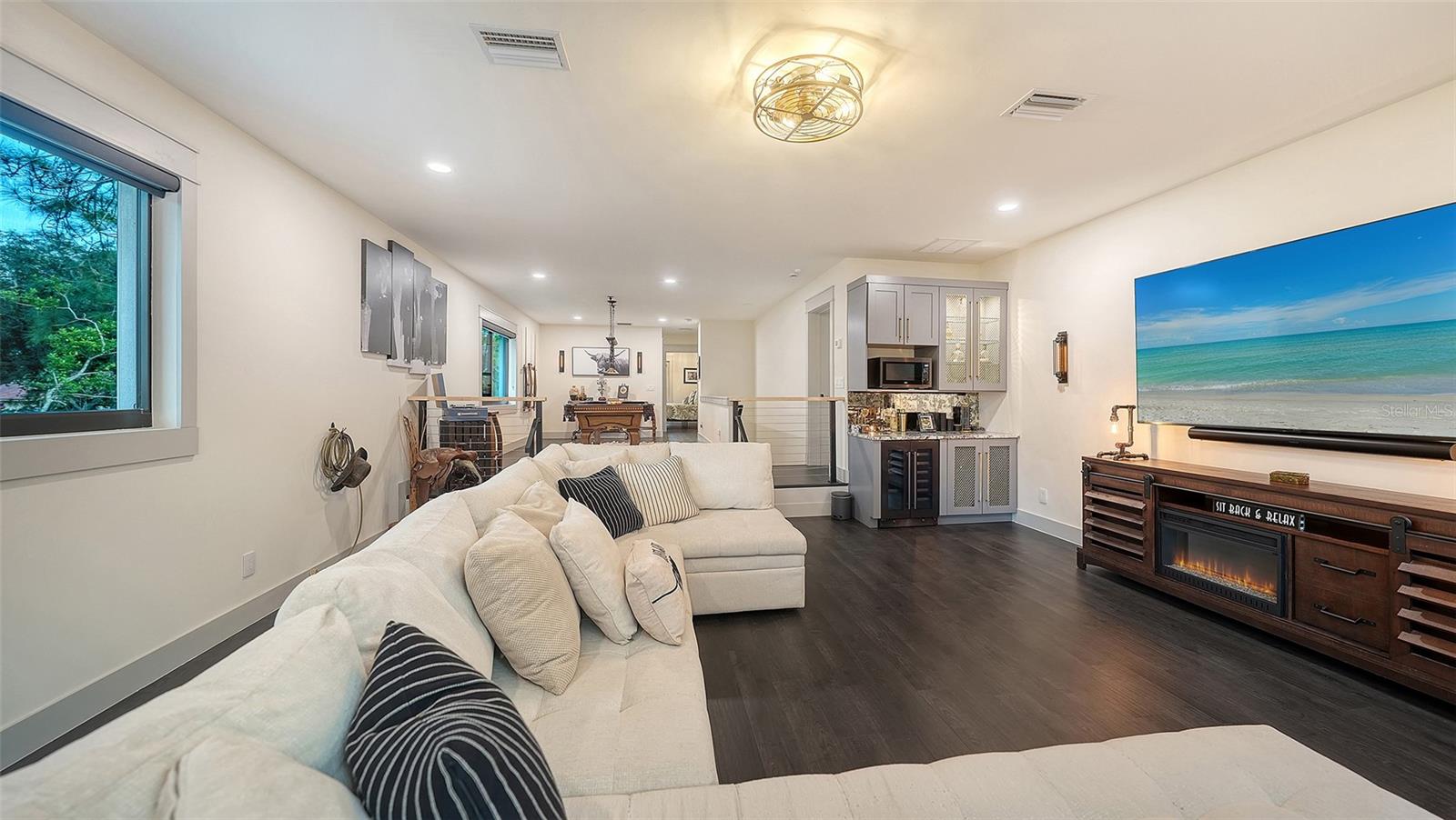 650 OAKS CREEK CT — photo 63