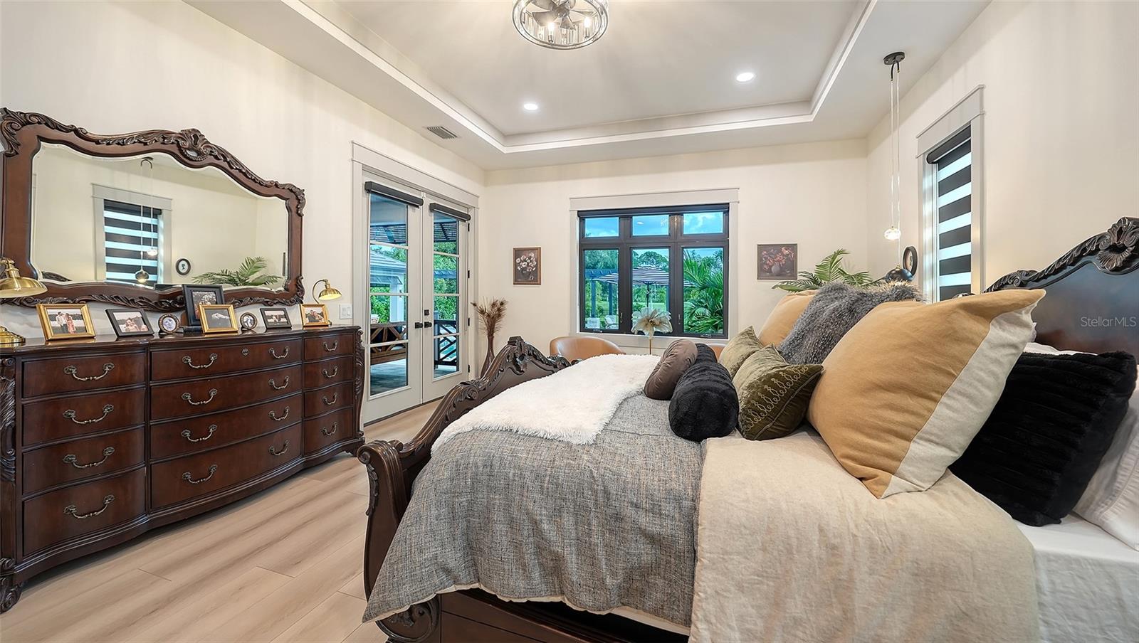 650 OAKS CREEK CT — photo 47