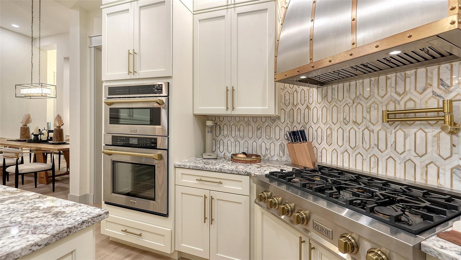650 OAKS CREEK CT — photo 40