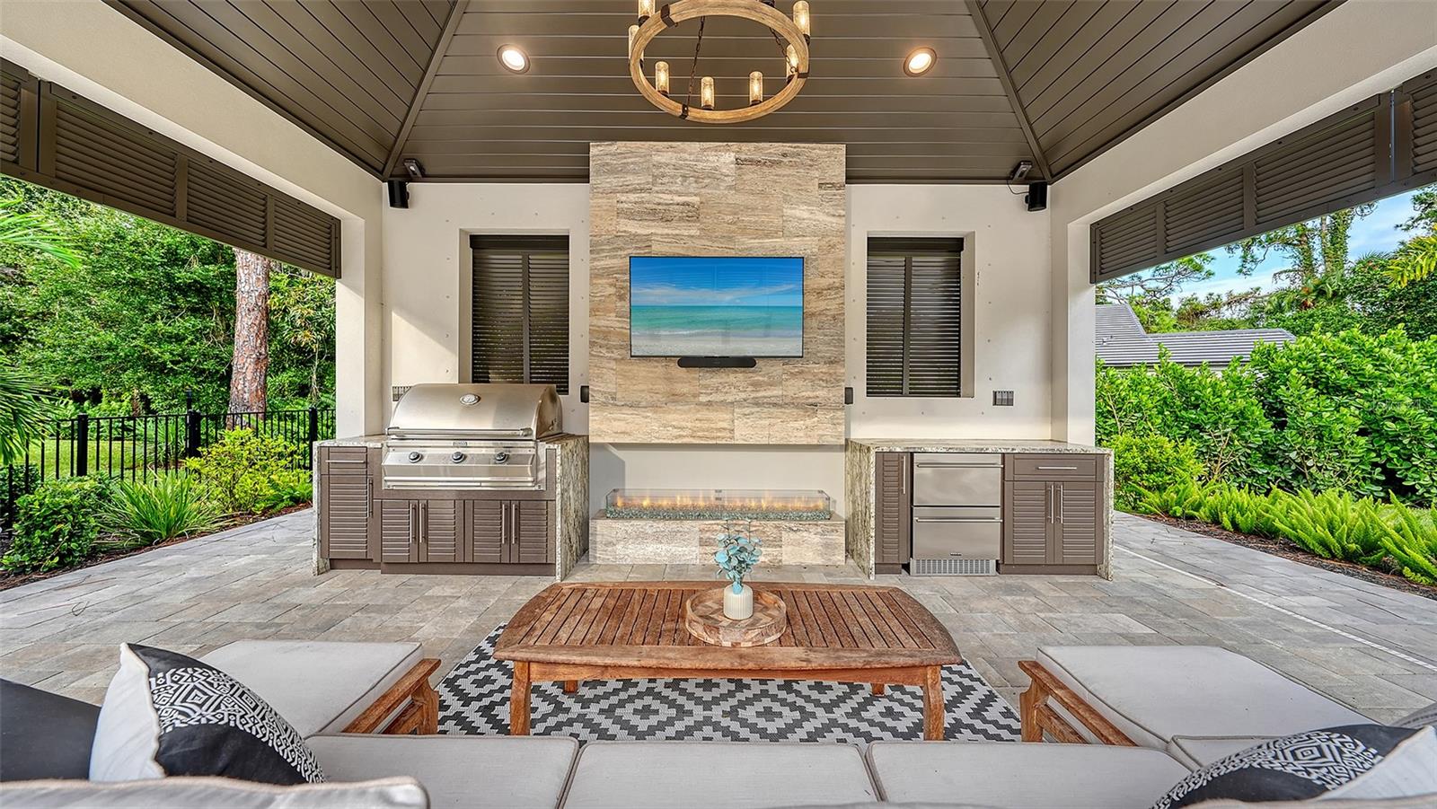 650 OAKS CREEK CT — photo 81