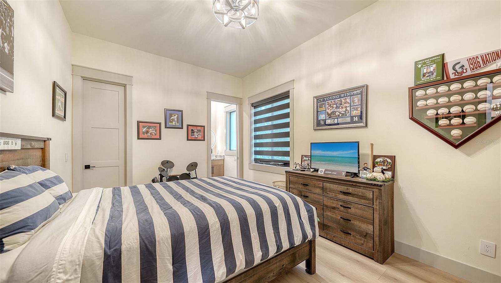 650 OAKS CREEK CT — photo 55