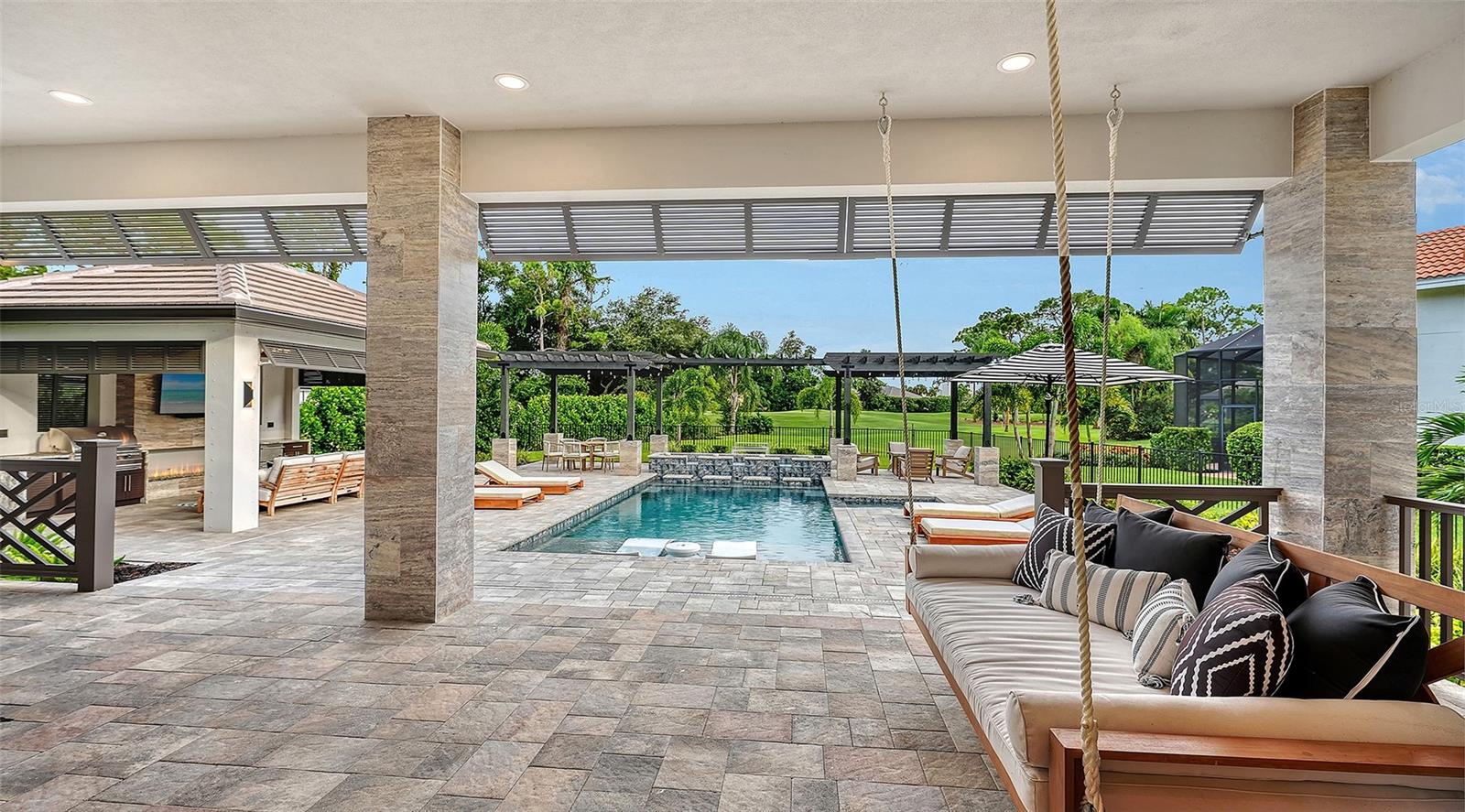650 OAKS CREEK CT — photo 32