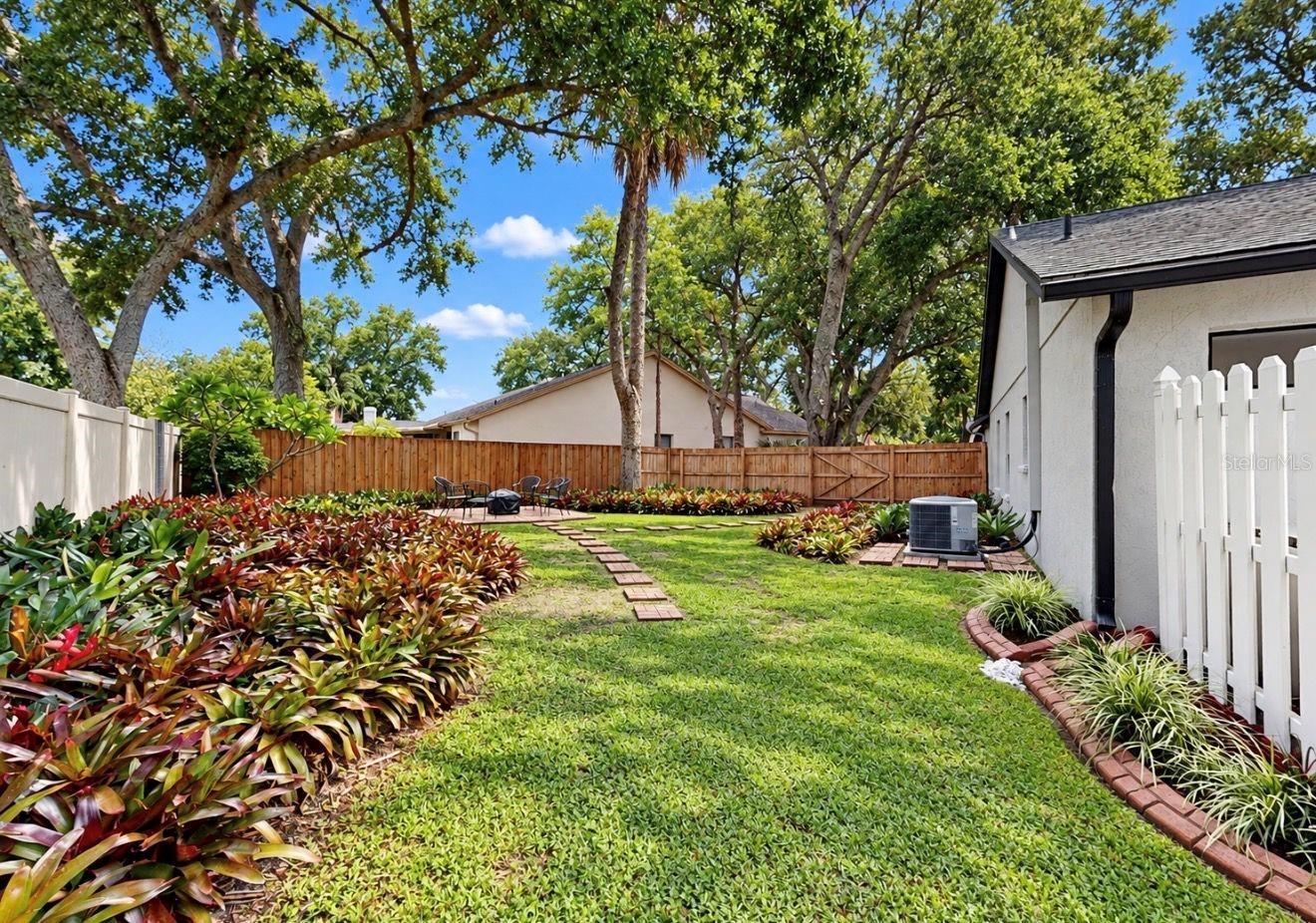 2216 LAKE BAY WAY — photo 47