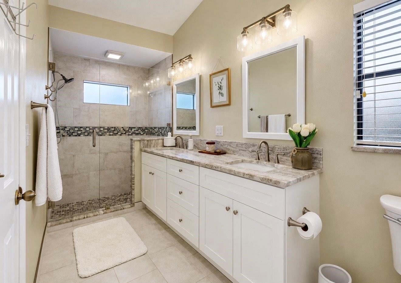 2216 LAKE BAY WAY — photo 28