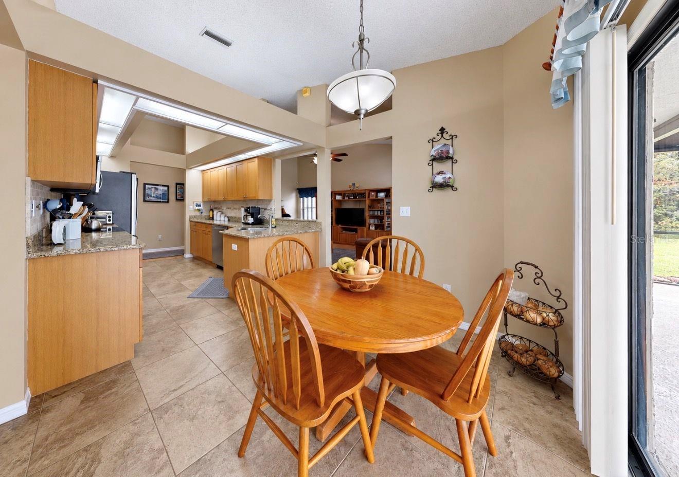 2216 LAKE BAY WAY — photo 22
