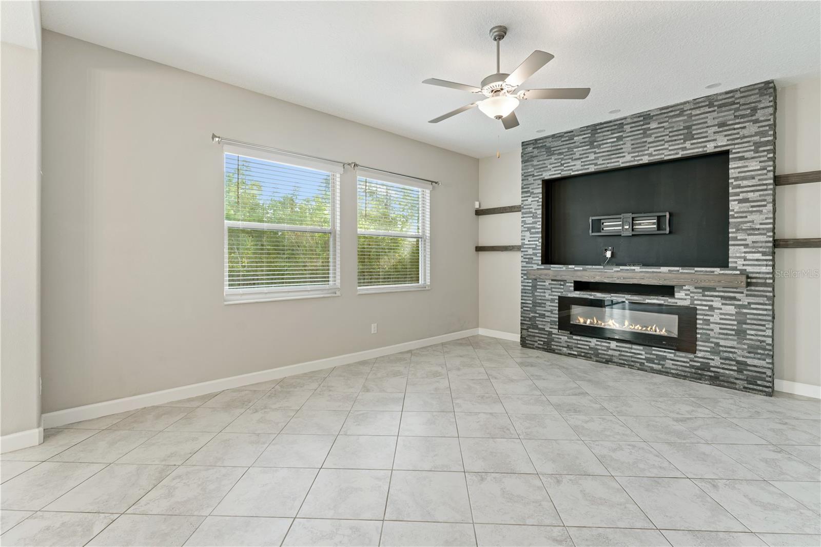 3123 HILLIARD DR — photo 6