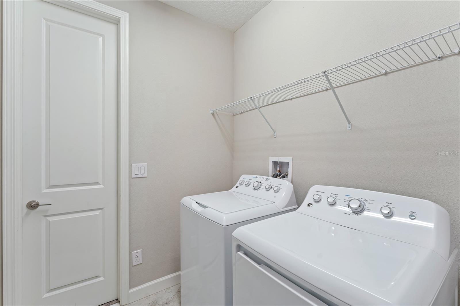 3123 HILLIARD DR — photo 38