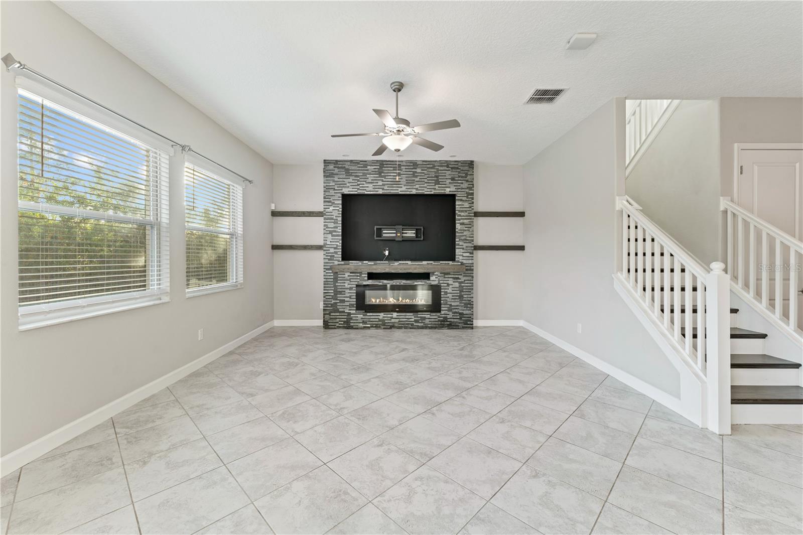 3123 HILLIARD DR — photo 7