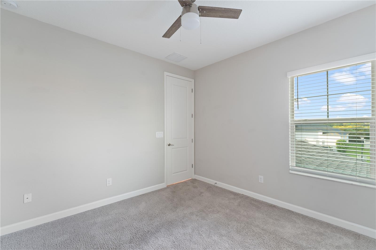 3123 HILLIARD DR — photo 40