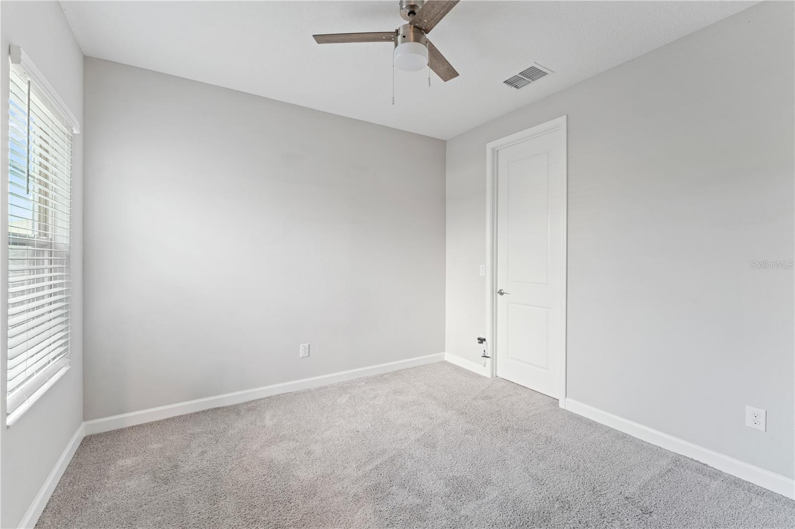 3123 HILLIARD DR — photo 39