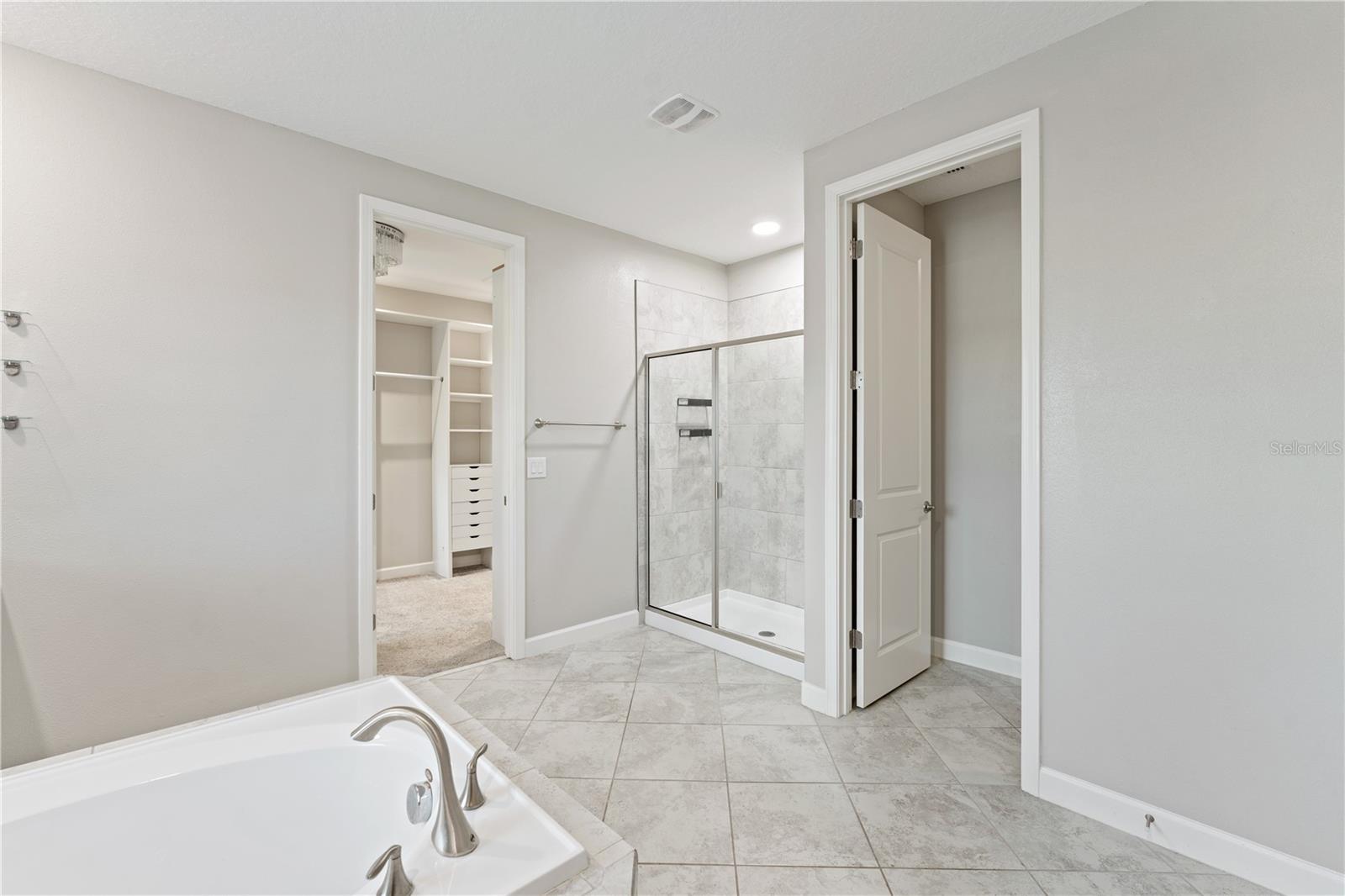 3123 HILLIARD DR — photo 33