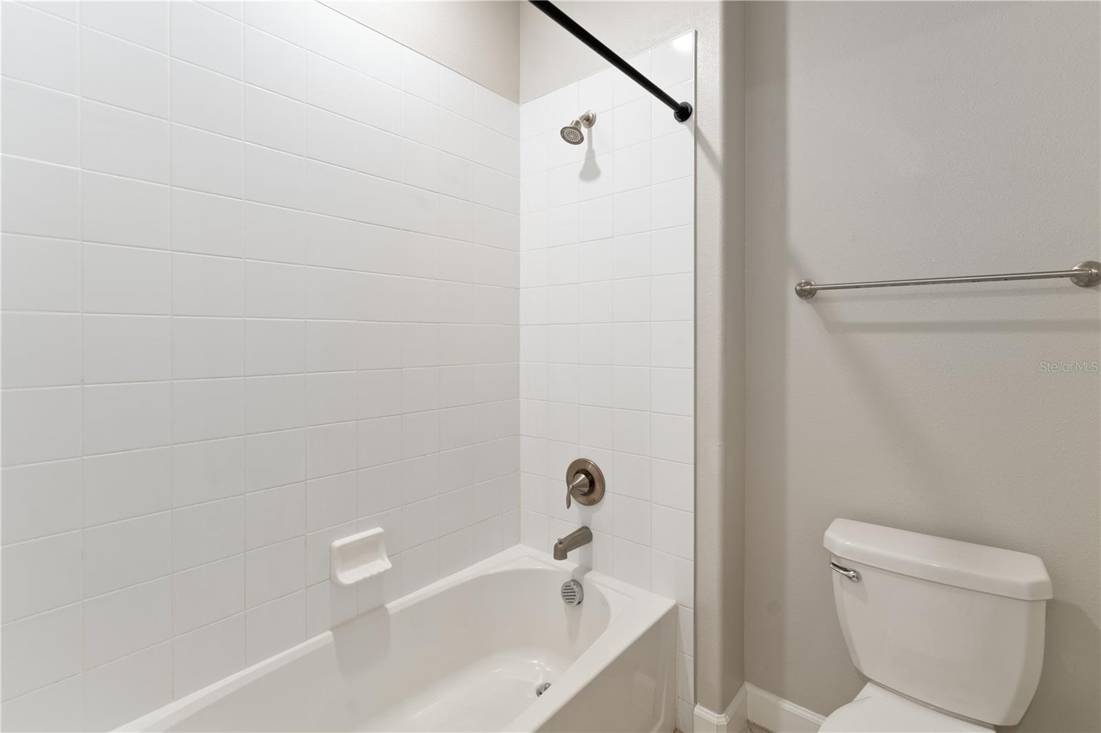 3123 HILLIARD DR — photo 50