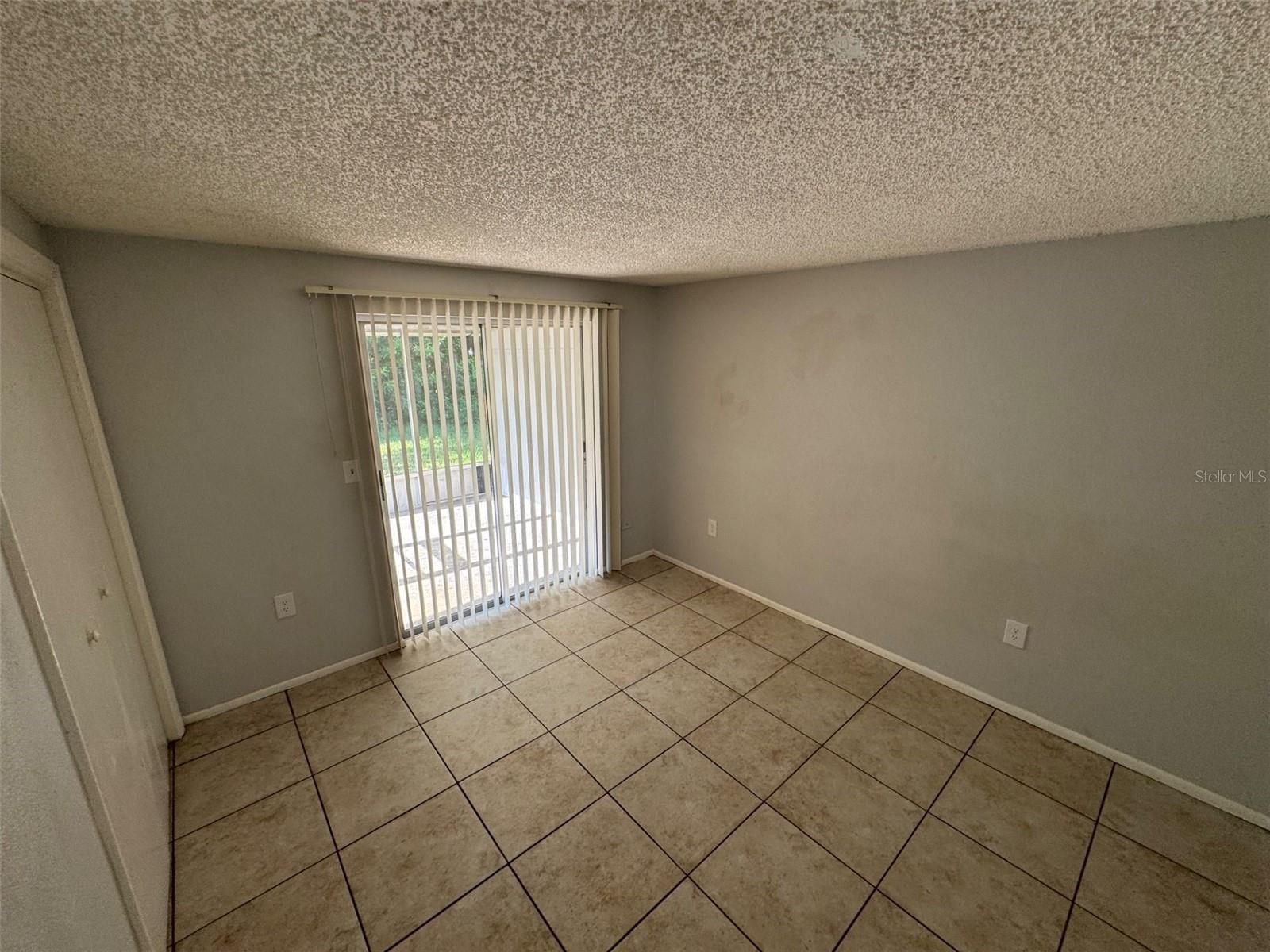 5838 SIESTA LN — photo 8