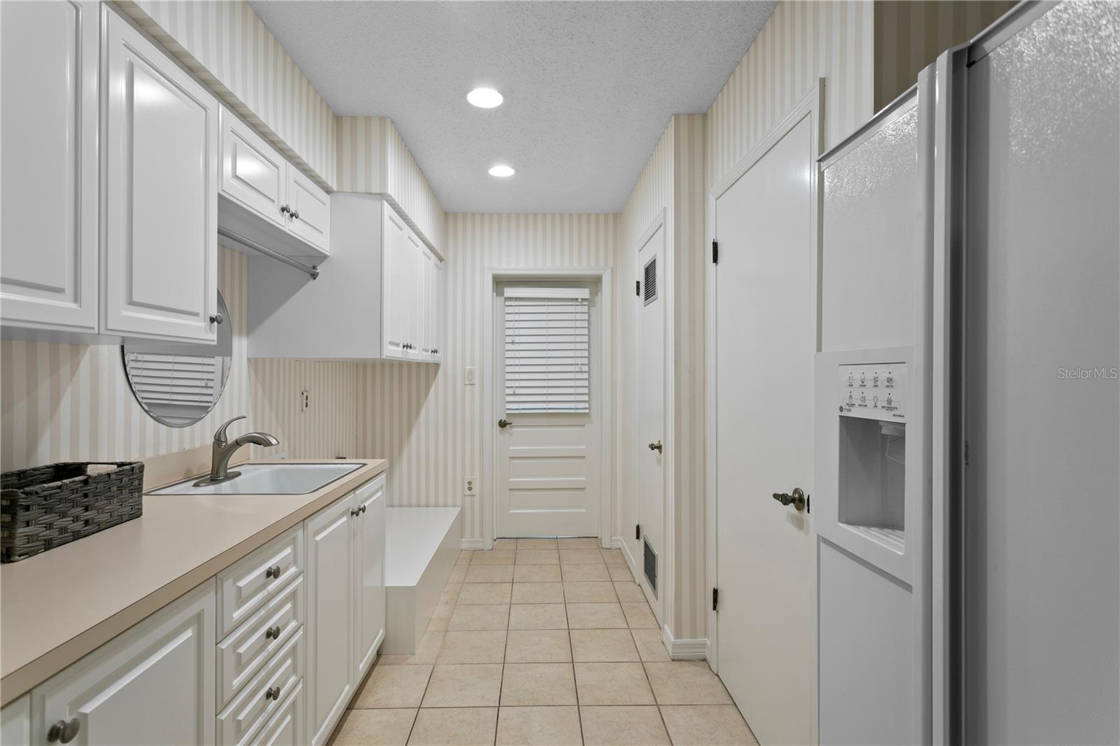 4922 W BAY WAY PL — photo 39