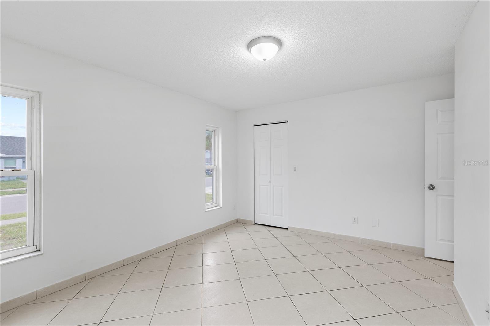 8221 AUTUMN OAK AVE — photo 15