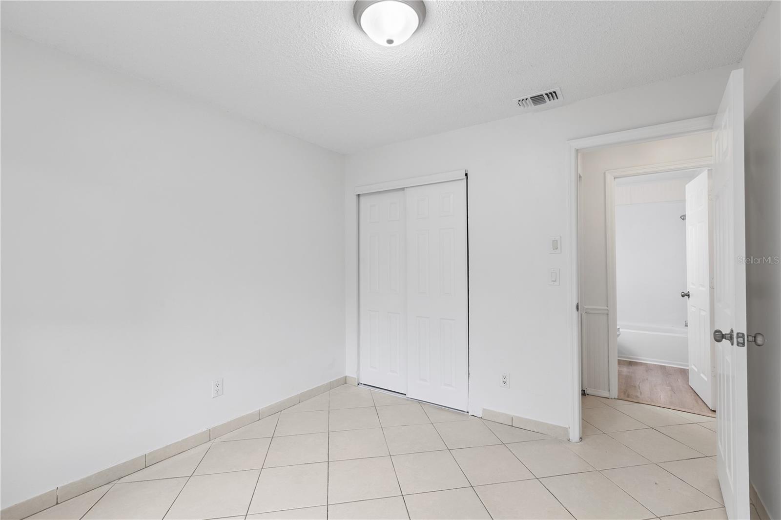 8221 AUTUMN OAK AVE — photo 22