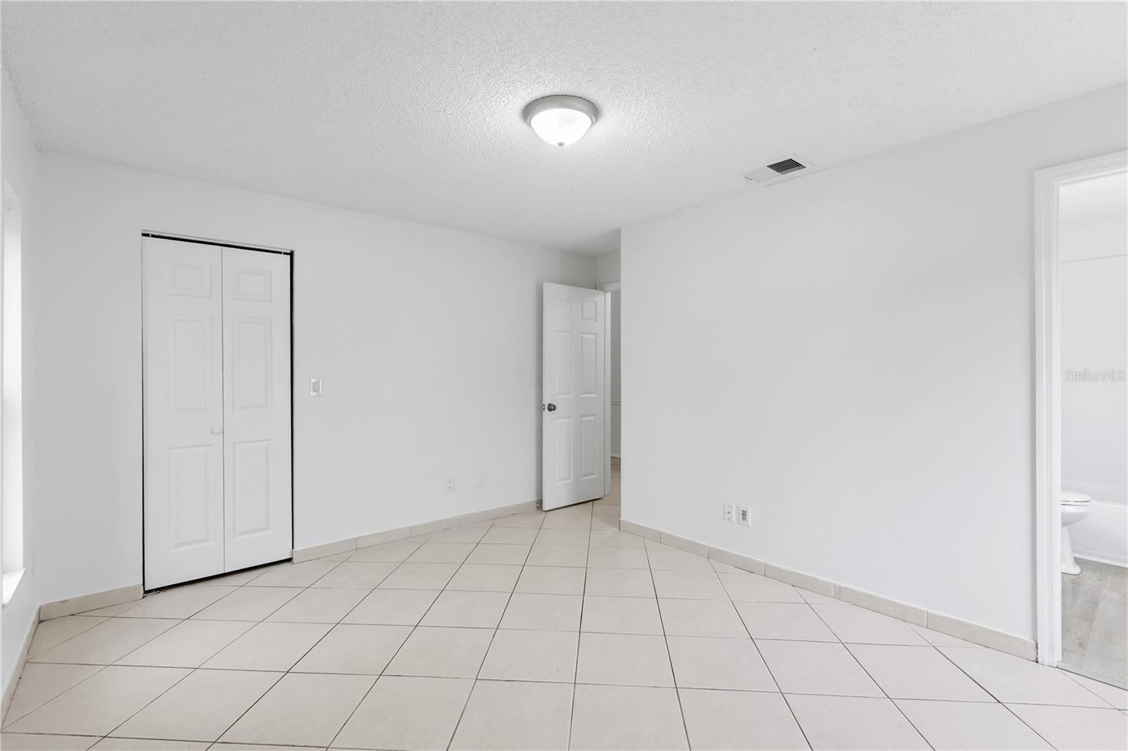 8221 AUTUMN OAK AVE — photo 14