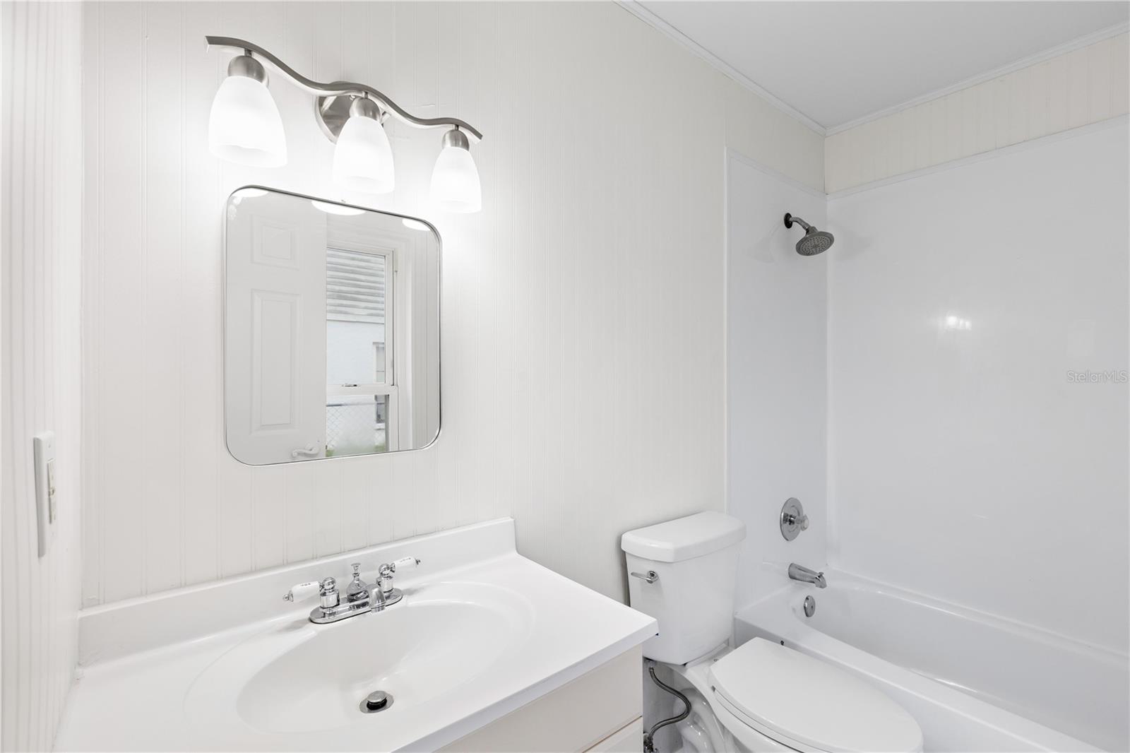 8221 AUTUMN OAK AVE — photo 16
