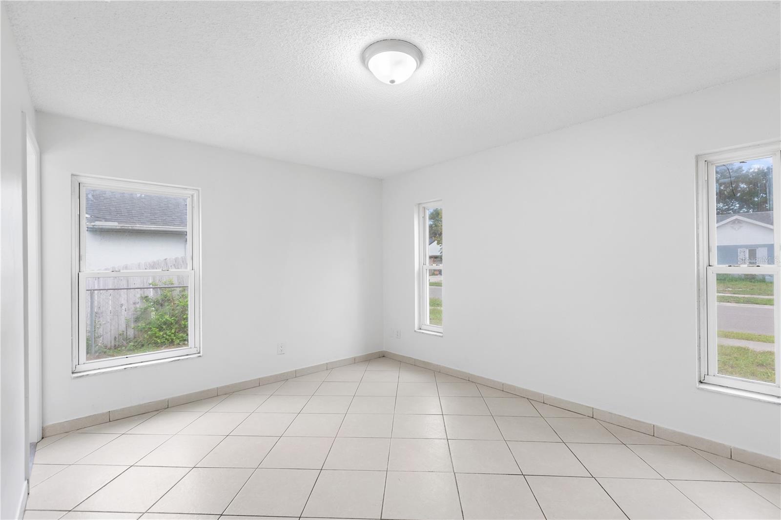 8221 AUTUMN OAK AVE — photo 13