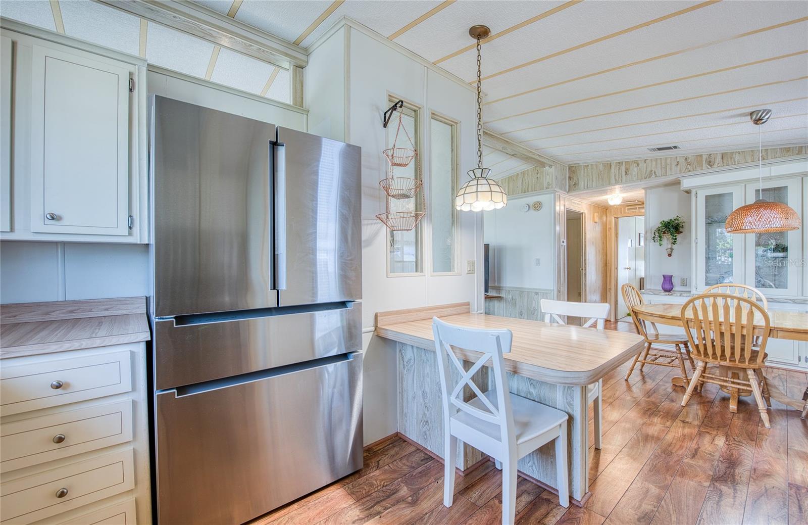 389 TRANQUIL CT — photo 9