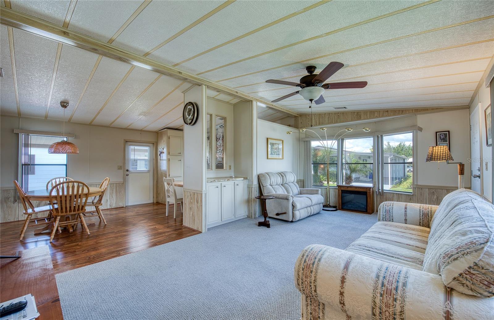 389 TRANQUIL CT — photo 2
