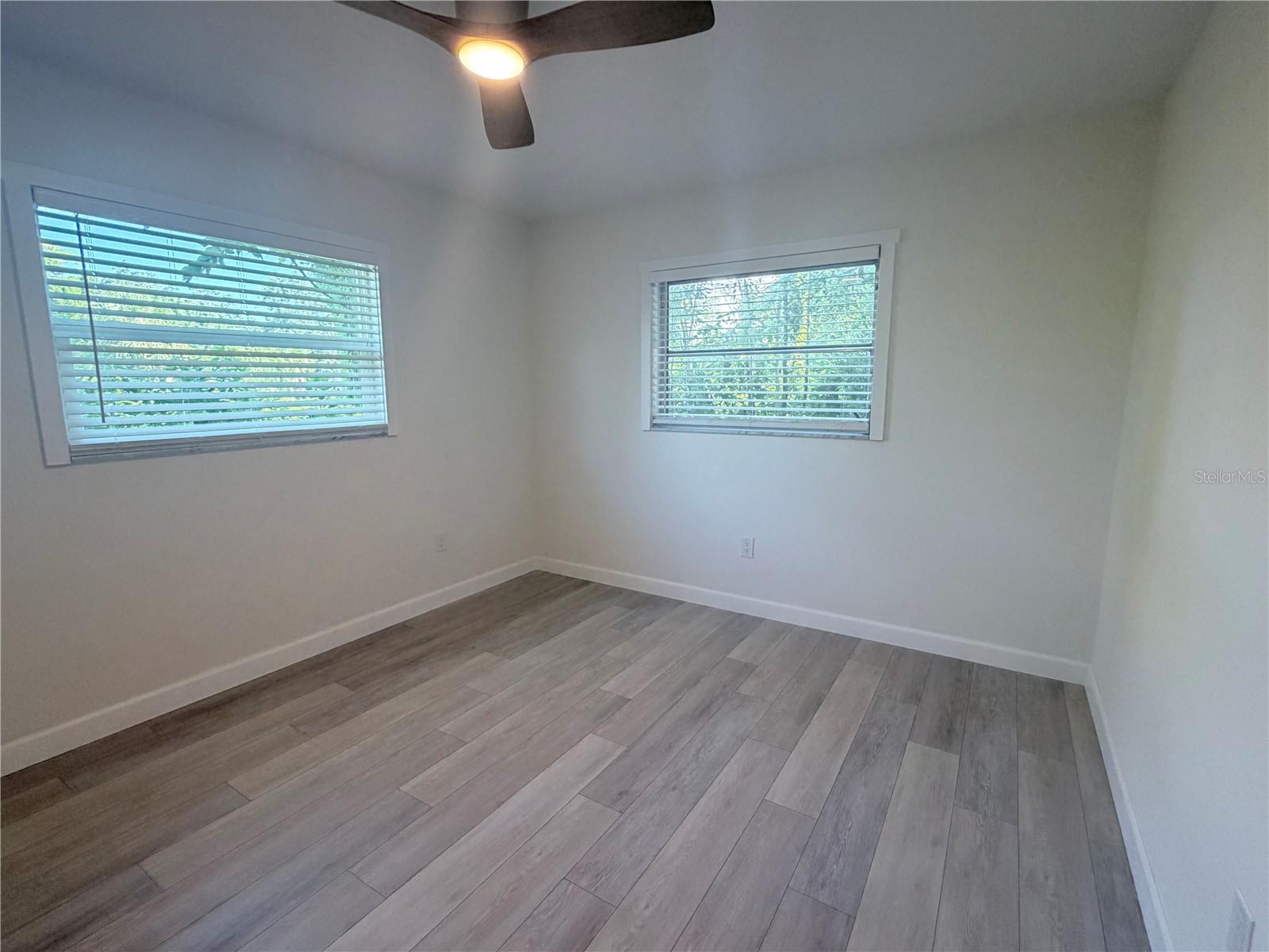 5622 OHIO AVE — photo 10