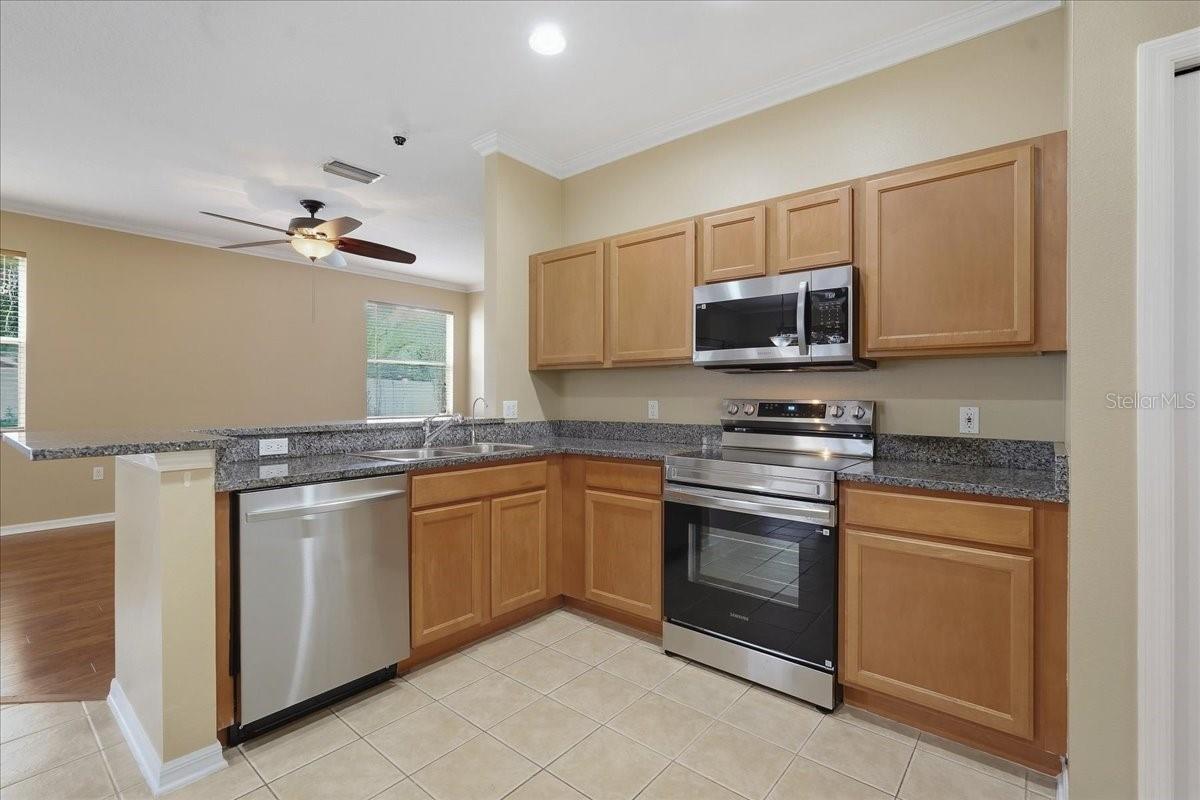 19149 DOVE CREEK DR — photo 18
