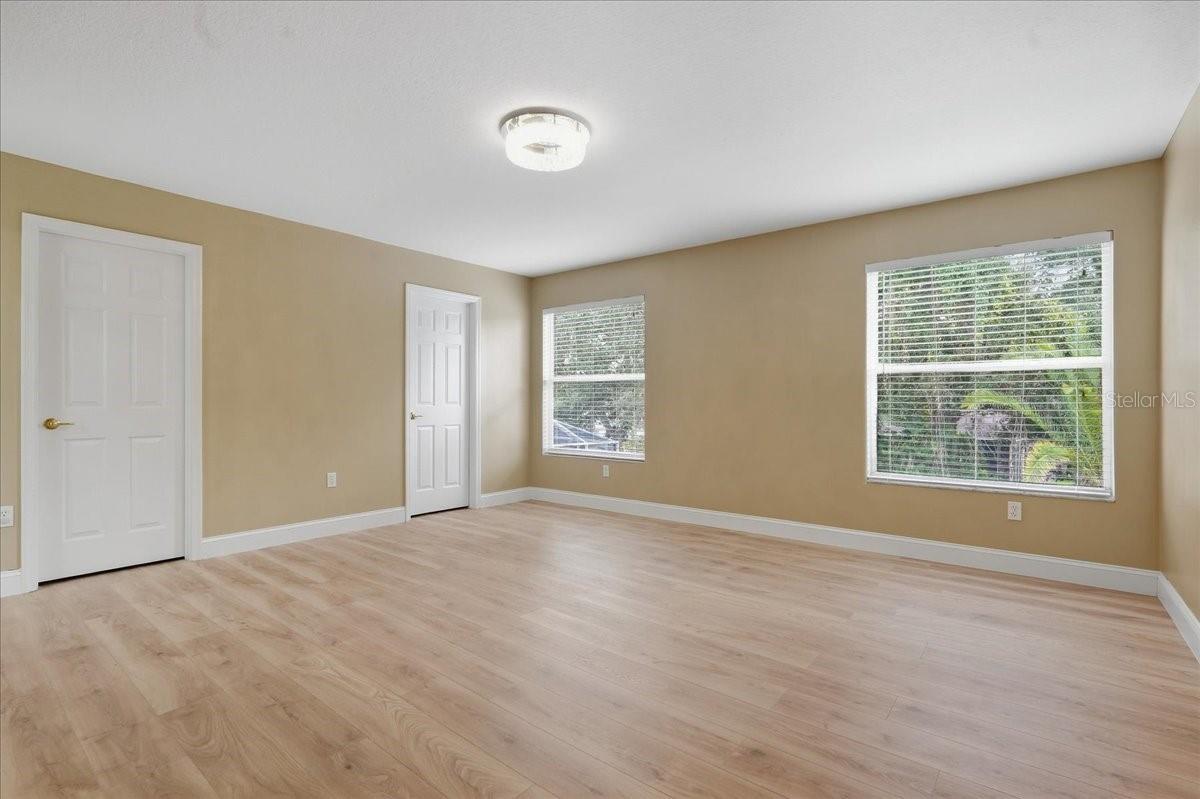 19149 DOVE CREEK DR — photo 31