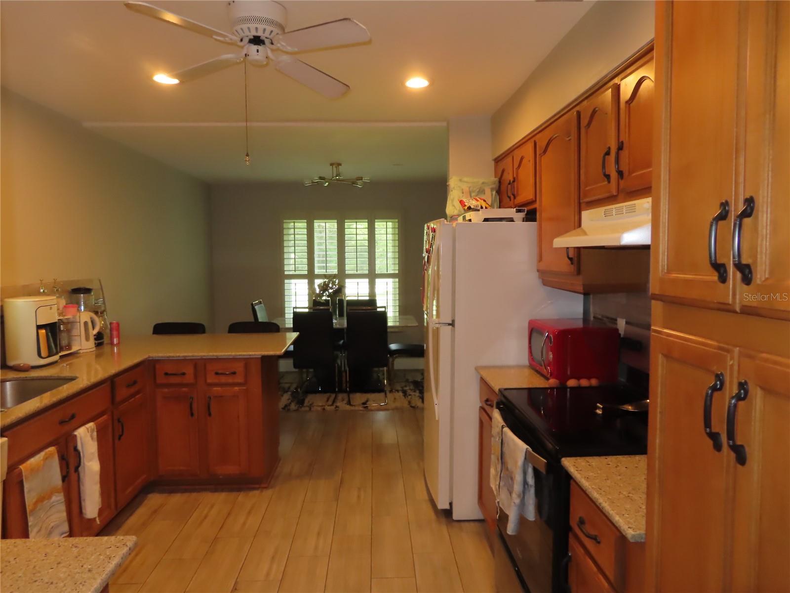 28524 TWINBROOK LN — photo 8