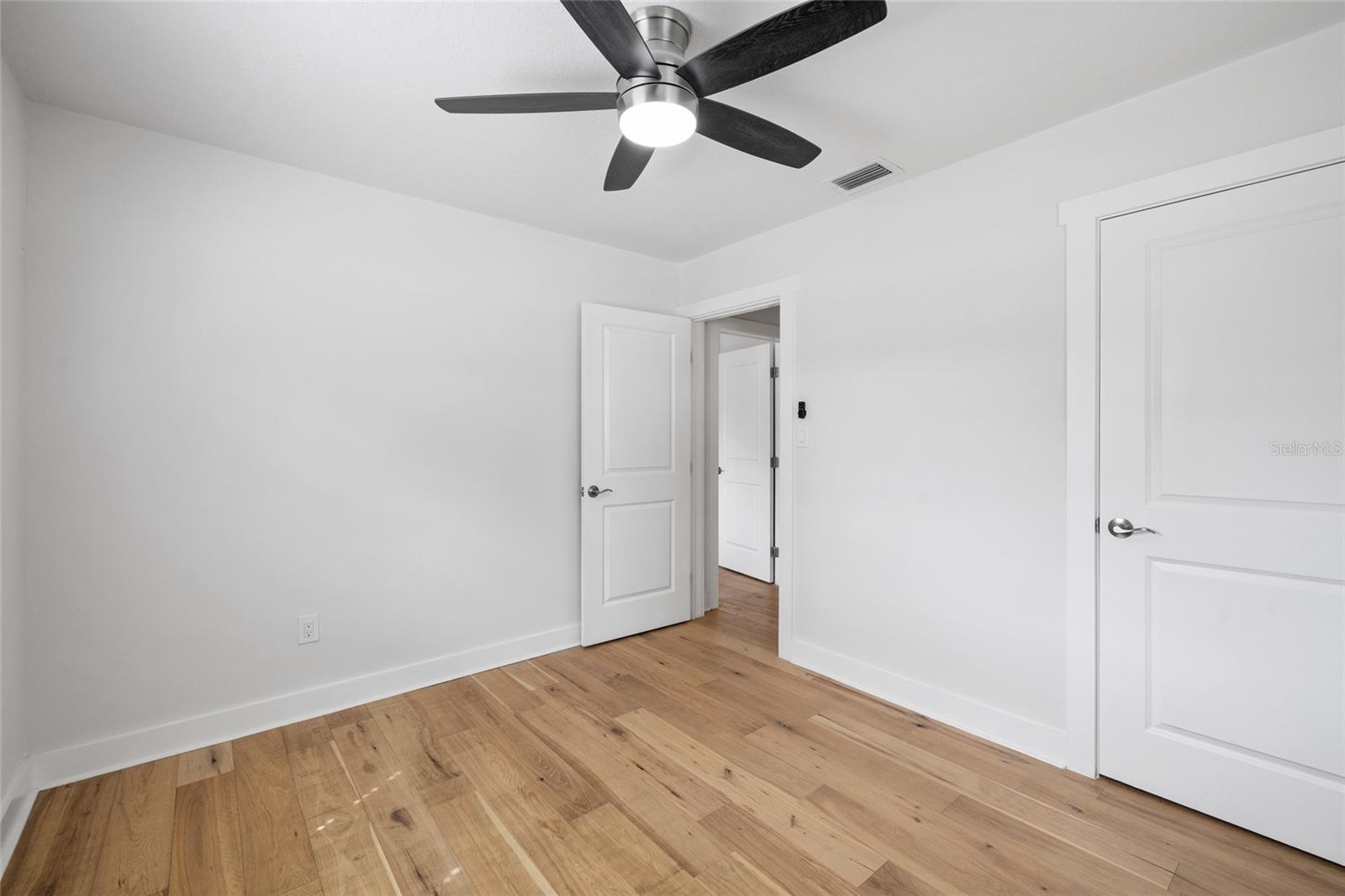 4232 W BAY VIEW AVE — photo 27