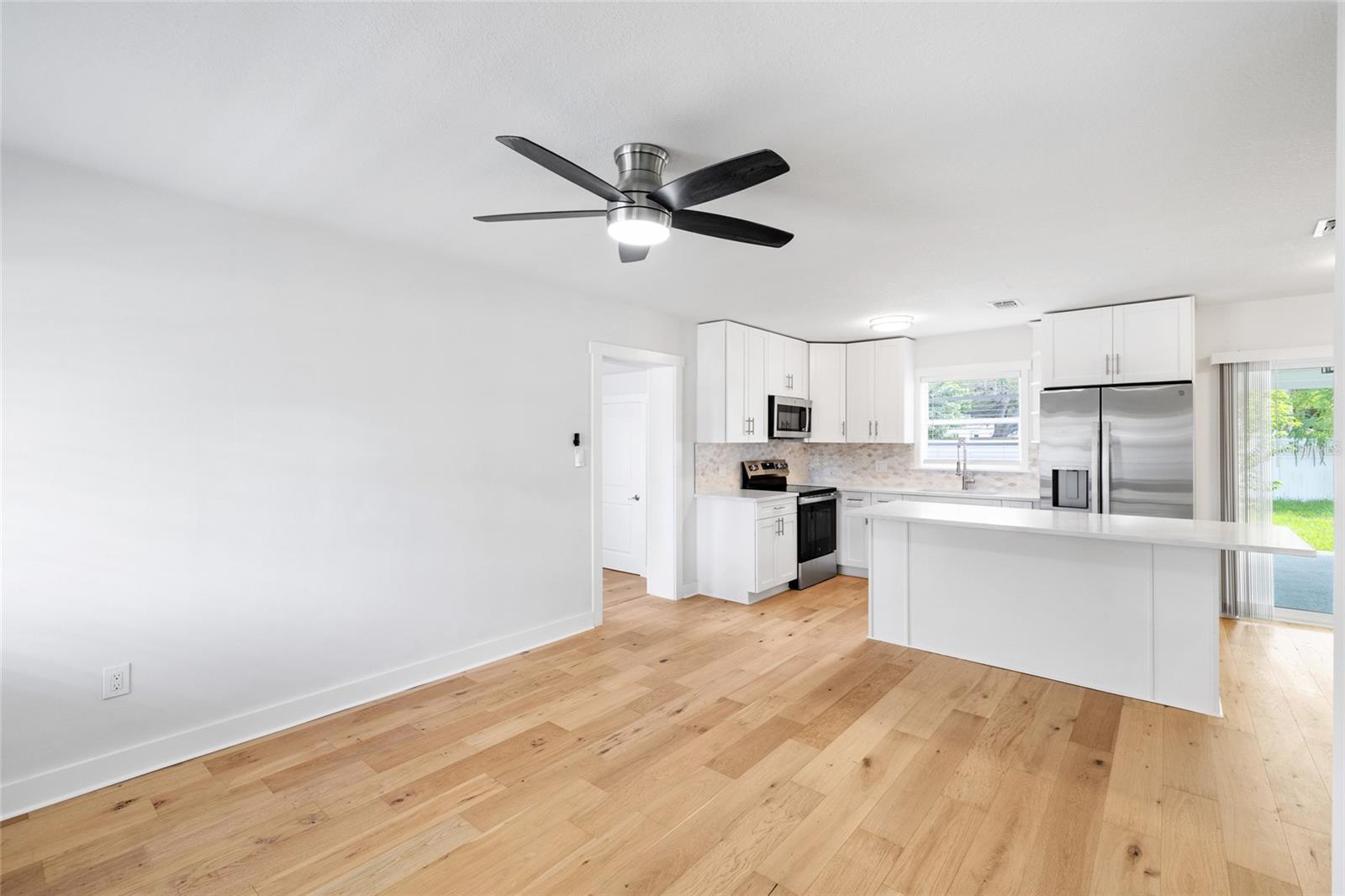 4232 W BAY VIEW AVE — photo 13
