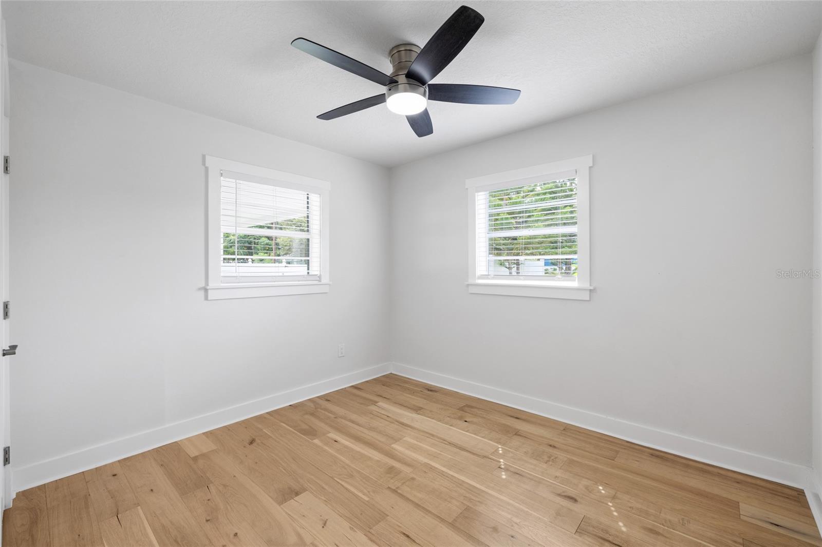 4232 W BAY VIEW AVE — photo 25