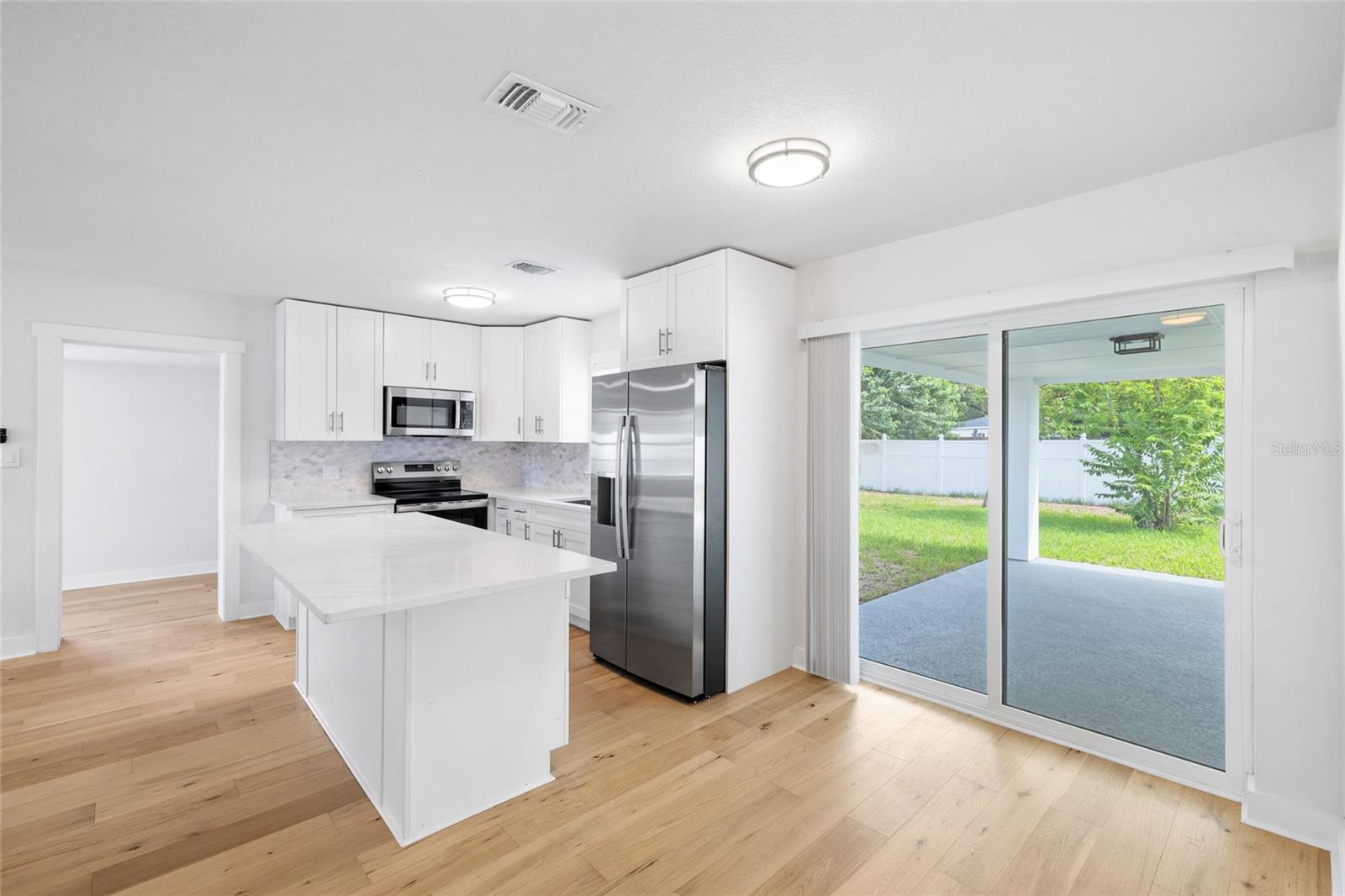 4232 W BAY VIEW AVE — photo 14