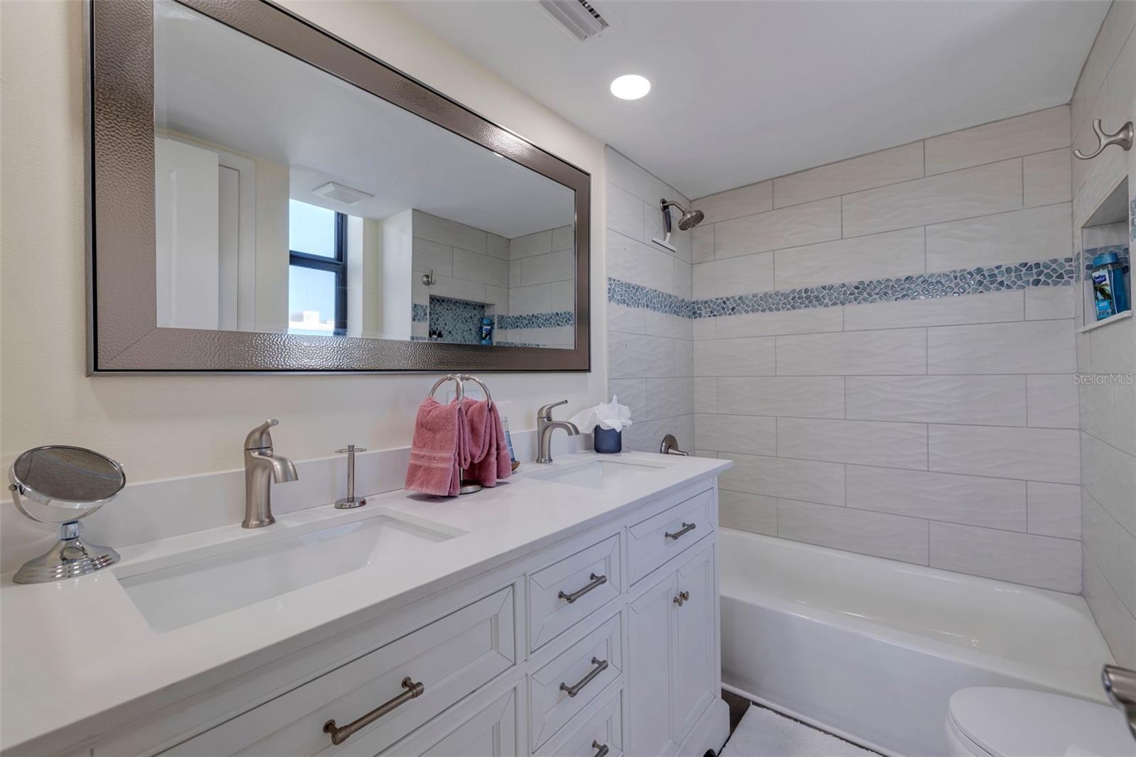 5396 GULF BLVD #407 — photo 43