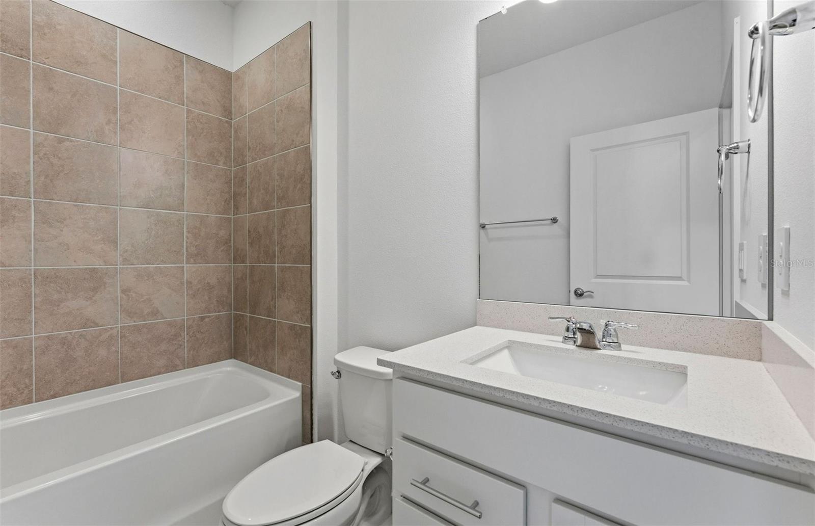 11133 SYCAMORE GLEN LOOP — photo 18
