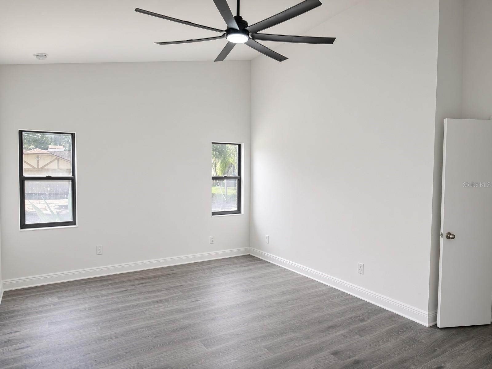 516 RAPID FALLS DR — photo 14