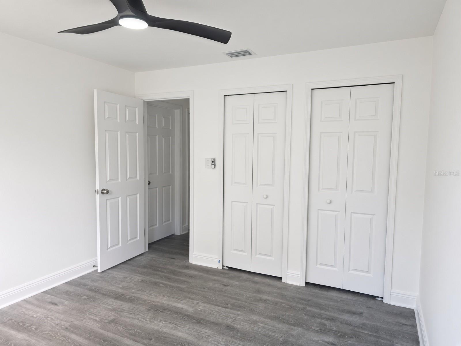 516 RAPID FALLS DR — photo 12