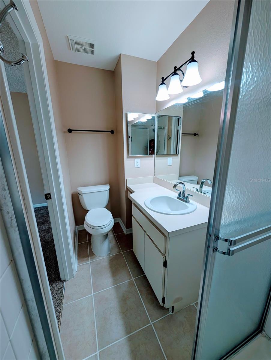 1435 MILLSTREAM LN #204 — photo 32