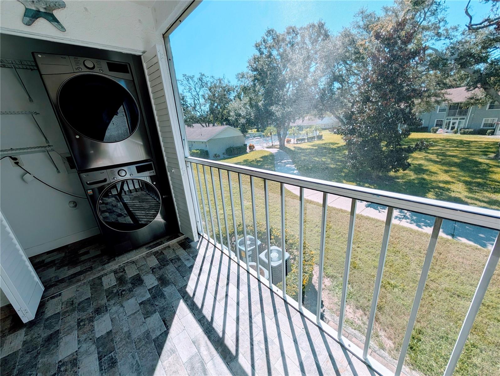 1435 MILLSTREAM LN #204 — photo 37