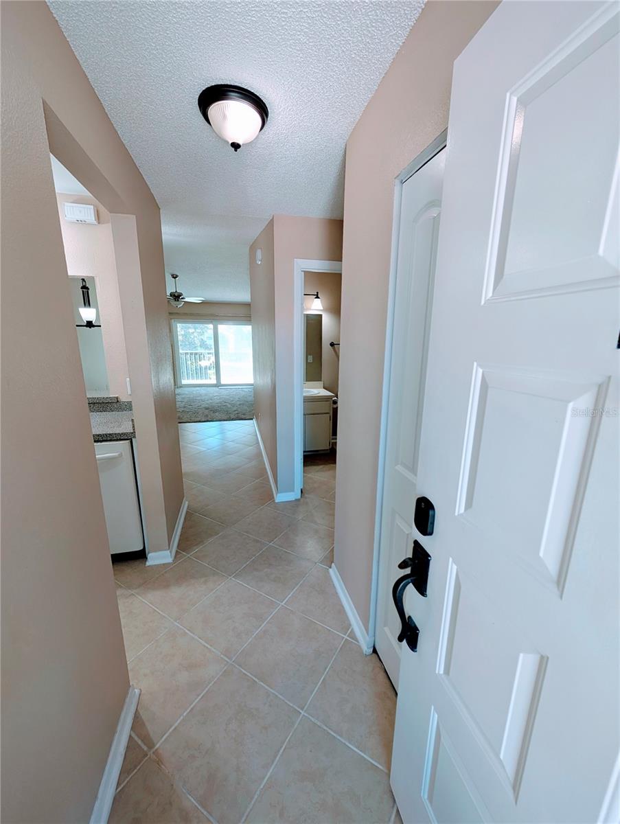 1435 MILLSTREAM LN #204 — photo 5