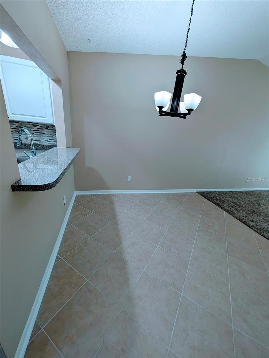 1435 MILLSTREAM LN #204 — photo 21